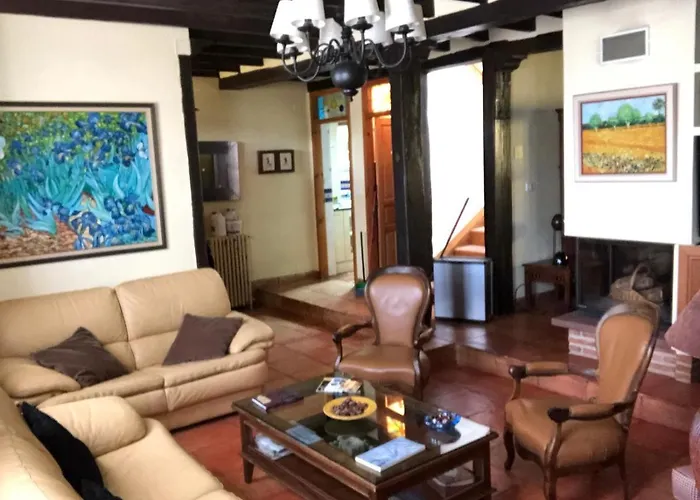 Carmenes 컨트리하우스 *